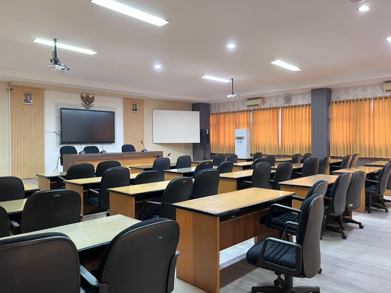SMART ROOM